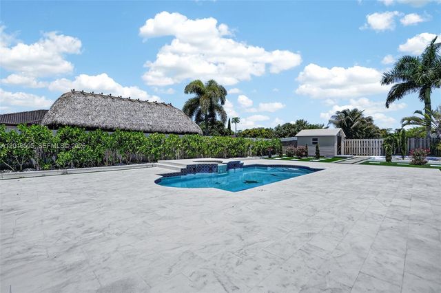 32204 SW 205th Ave, Homestead, FL 33030