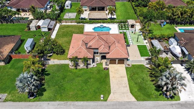 32204 SW 205th Ave, Homestead, FL 33030