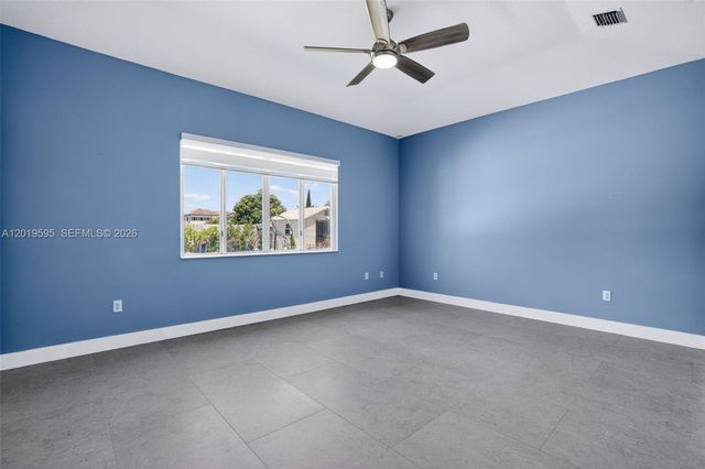 32204 SW 205th Ave, Homestead, FL 33030