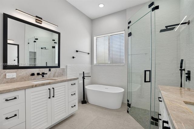 32204 SW 205th Ave, Homestead, FL 33030