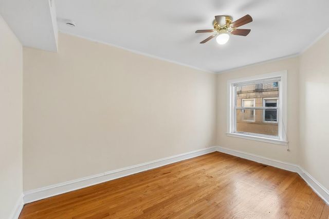 2757 W Arthur Avenue 3, Chicago, IL 60645