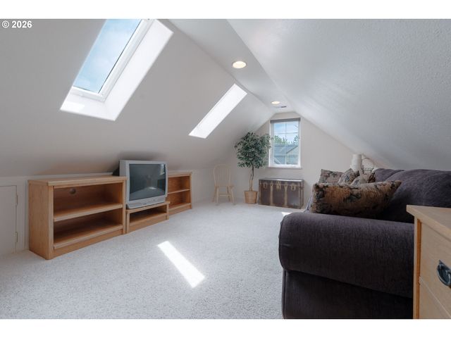 2731 KNOX RIDGE Ter, Forest Grove, OR 97116