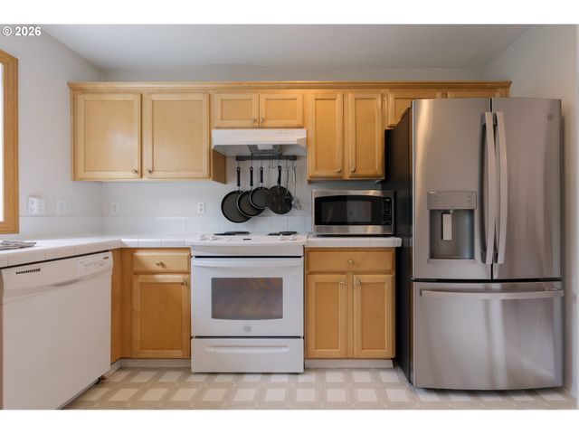2731 KNOX RIDGE Ter, Forest Grove, OR 97116