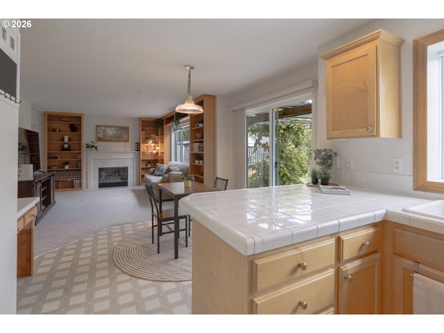 2731 KNOX RIDGE Ter, Forest Grove, OR 97116