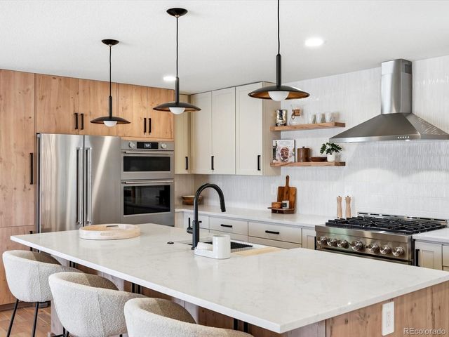 7948 S Wabash Court, Centennial, CO 80112