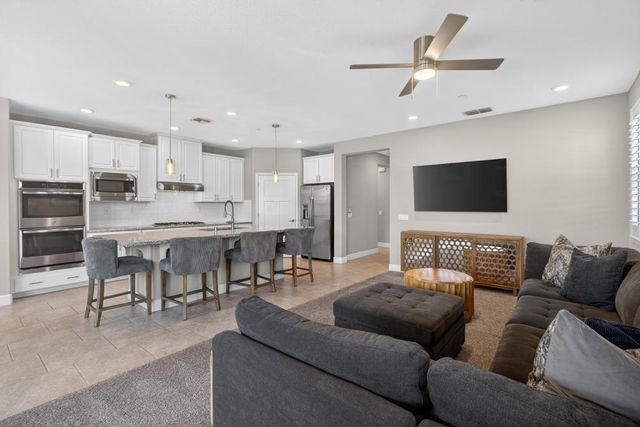 7003 De La Vina Dr, El Dorado Hills, CA 95762