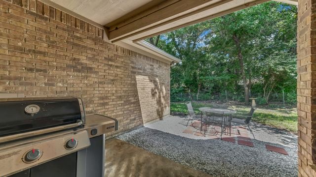 2205 Country Brook Drive, Weatherford, TX 76087