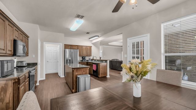 2205 Country Brook Drive, Weatherford, TX 76087