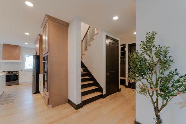 3648 Beulah Park Drive, Grove City, OH 43123