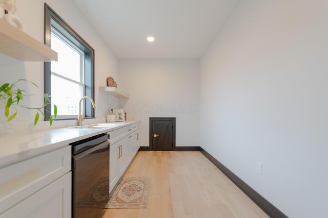 3648 Beulah Park Drive, Grove City, OH 43123