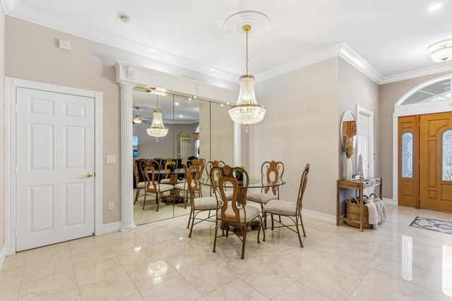 2570 SE 4th Place, Homestead, FL 33033