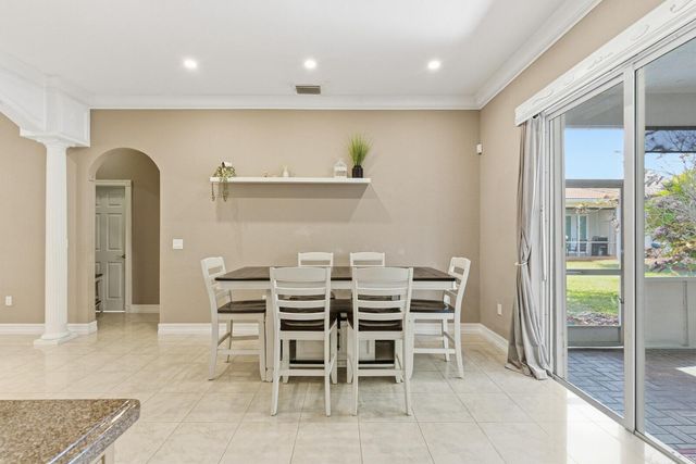2570 SE 4th Place, Homestead, FL 33033