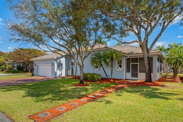2570 SE 4th Place, Homestead, FL 33033