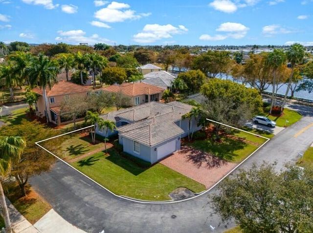 2570 SE 4th Place, Homestead, FL 33033