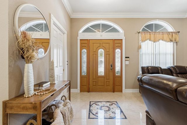 2570 SE 4th Place, Homestead, FL 33033