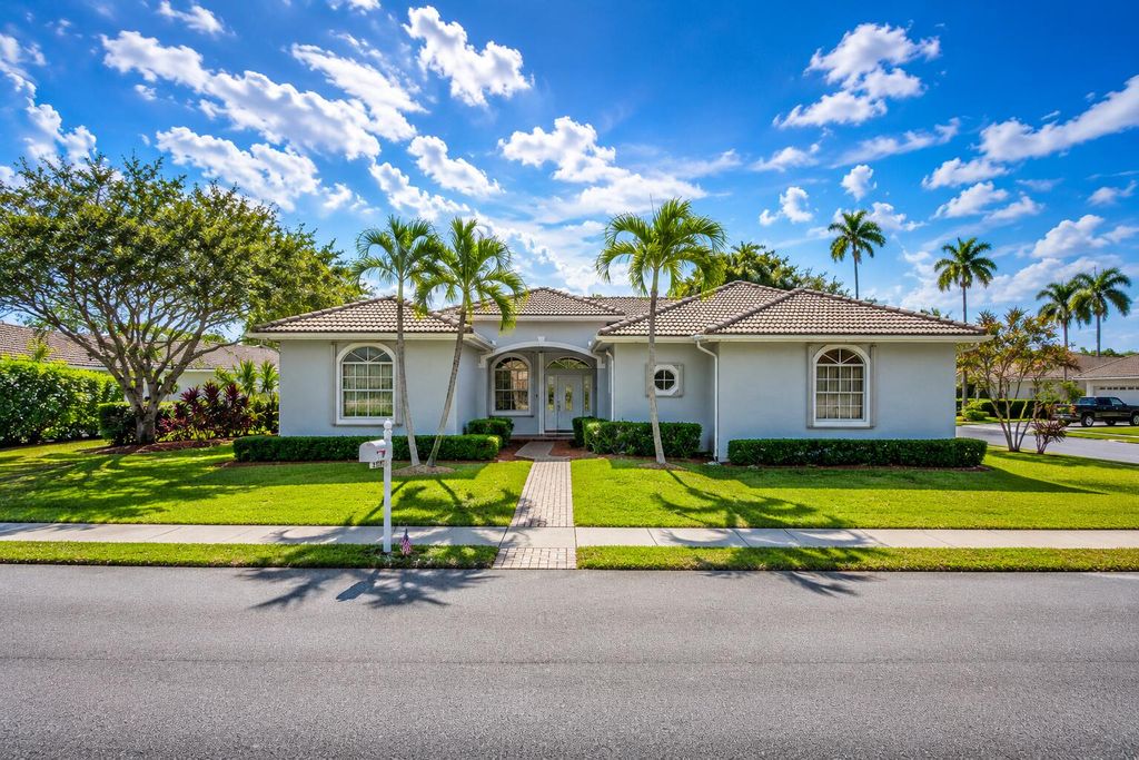 2570 SE 4th Place, Homestead, FL 33033