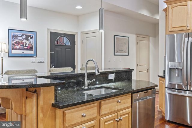 1101 S CLINTON ST, Baltimore, MD 21224