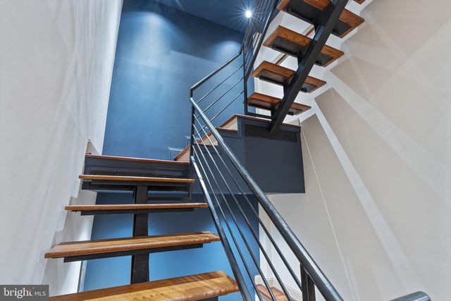 1101 S CLINTON ST, Baltimore, MD 21224