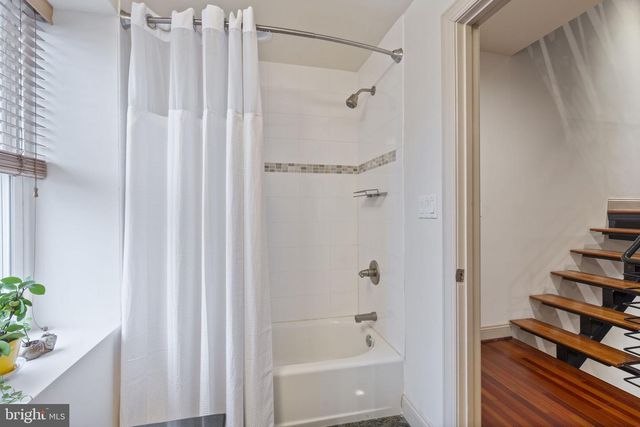 1101 S CLINTON ST, Baltimore, MD 21224