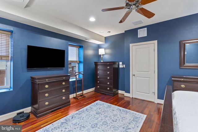 1101 S CLINTON ST, Baltimore, MD 21224