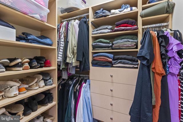 1101 S CLINTON ST, Baltimore, MD 21224