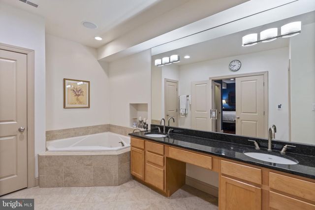 1101 S CLINTON ST, Baltimore, MD 21224