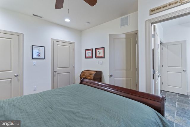 1101 S CLINTON ST, Baltimore, MD 21224