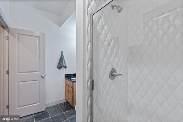 1101 S CLINTON ST, Baltimore, MD 21224