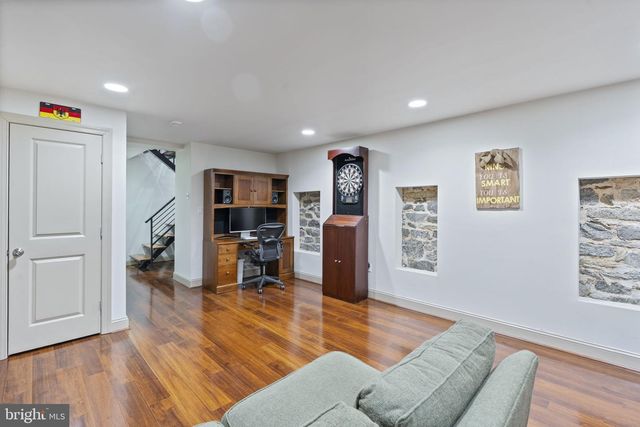 1101 S CLINTON ST, Baltimore, MD 21224