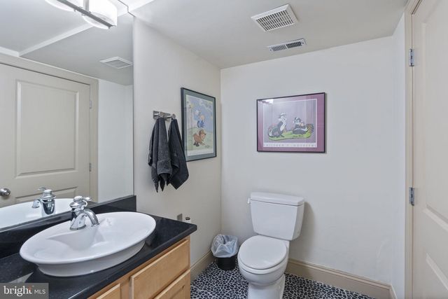 1101 S CLINTON ST, Baltimore, MD 21224