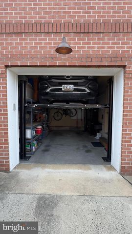 1101 S CLINTON ST, Baltimore, MD 21224