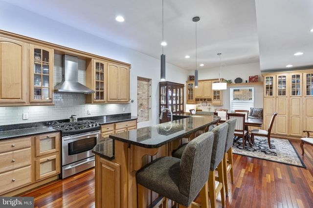 1101 S CLINTON ST, Baltimore, MD 21224