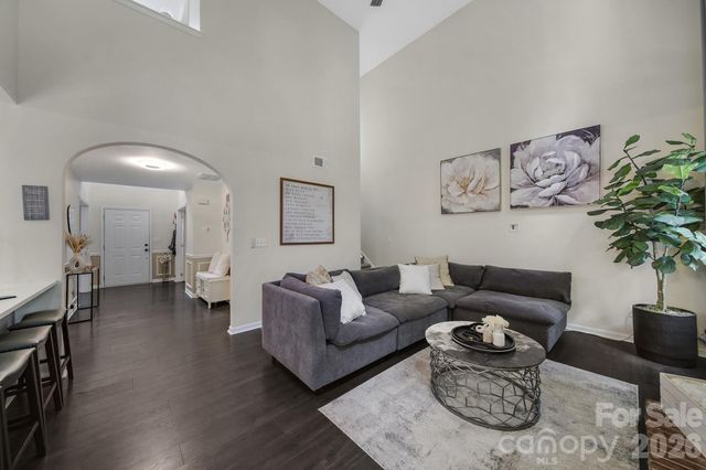 14338 Crown Harbor Drive, Charlotte, NC 28278