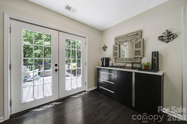 14338 Crown Harbor Drive, Charlotte, NC 28278