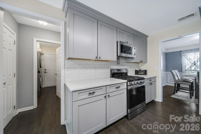 14338 Crown Harbor Drive, Charlotte, NC 28278