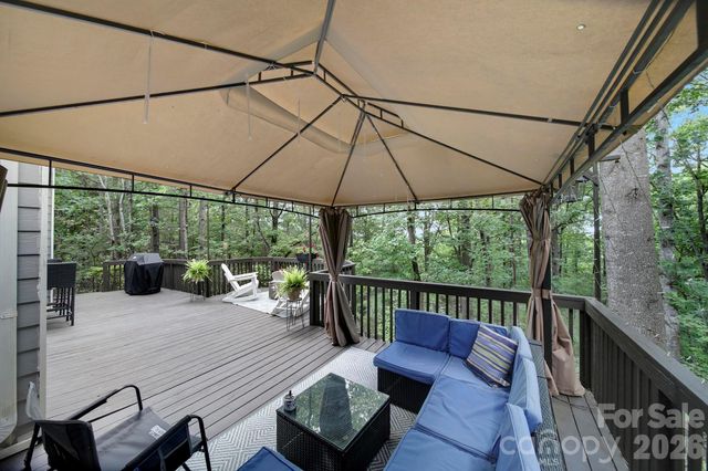 14338 Crown Harbor Drive, Charlotte, NC 28278