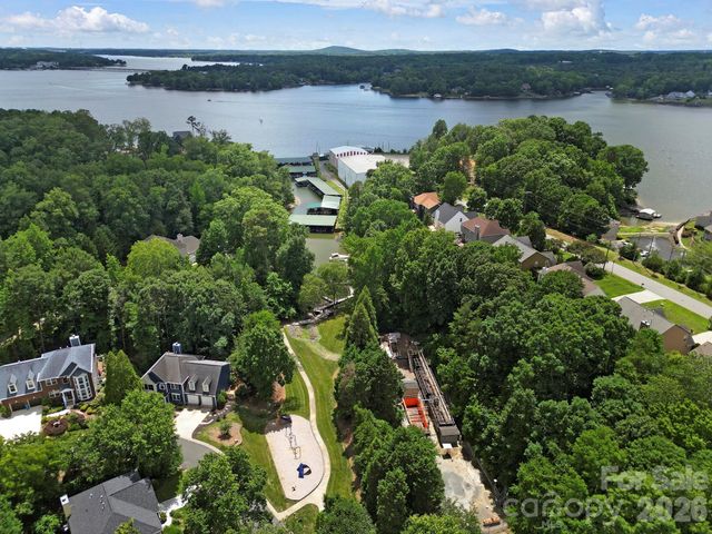 14338 Crown Harbor Drive, Charlotte, NC 28278