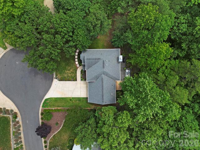 14338 Crown Harbor Drive, Charlotte, NC 28278