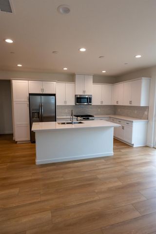 4177 Agnes Lane, Madera, CA 93636