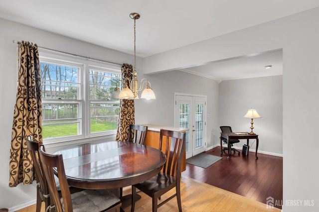 8 Queens Place, Old Bridge, NJ 08857