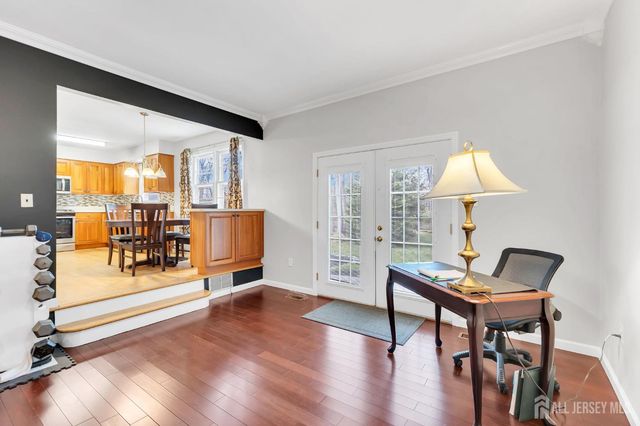 8 Queens Place, Old Bridge, NJ 08857