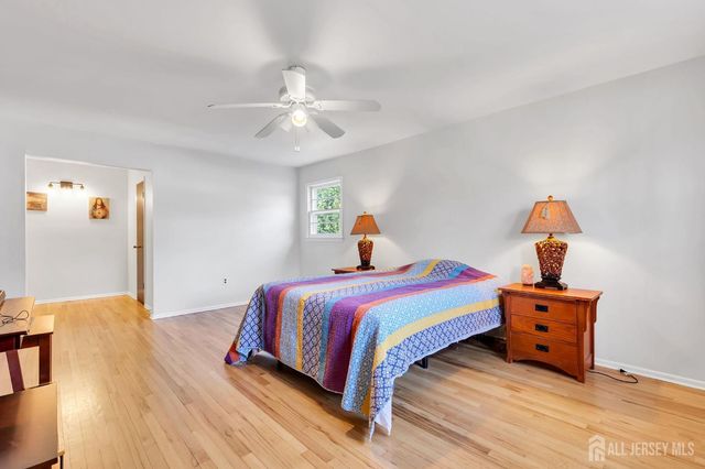 8 Queens Place, Old Bridge, NJ 08857