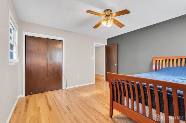 8 Queens Place, Old Bridge, NJ 08857