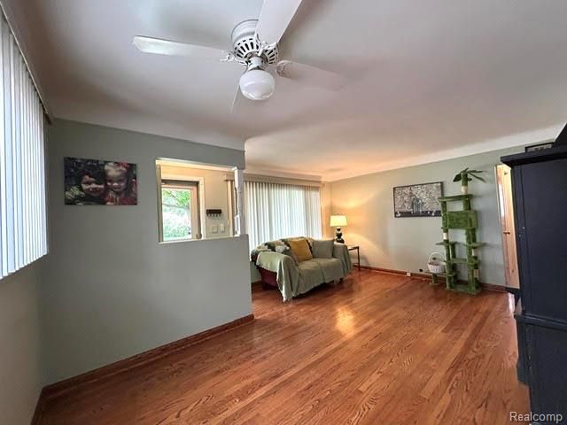 29701 Sherry Avenue, Madison Heights, MI 48071