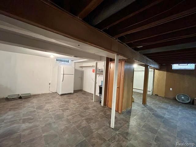 29701 Sherry Avenue, Madison Heights, MI 48071