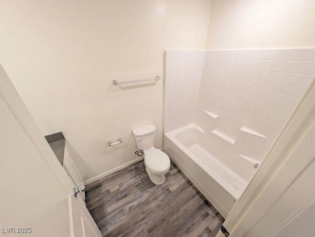 5009 Hunter Mesa Avenue, Las Vegas, NV 89139