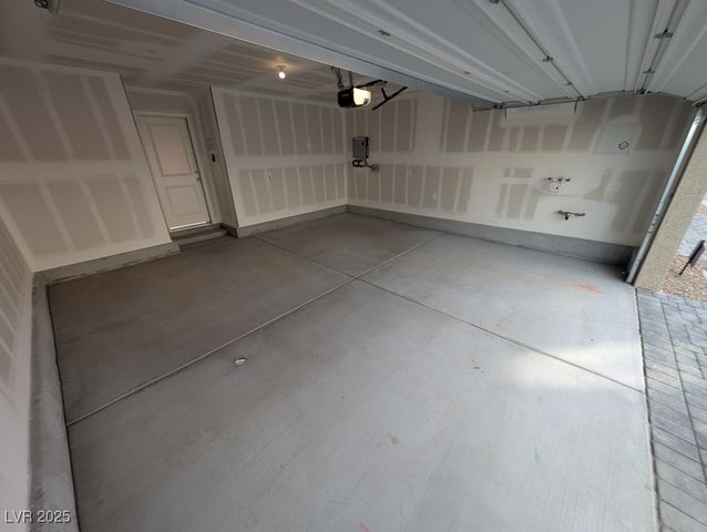 5009 Hunter Mesa Avenue, Las Vegas, NV 89139