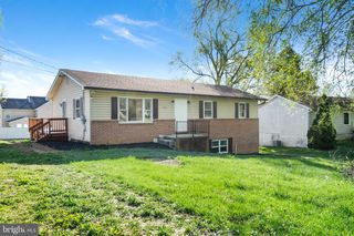 3313 CHARLES TOWN RD, Kearneysville, WV 25430