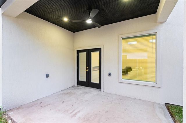 5212 Shalom Drive, Edinburg, TX 78539