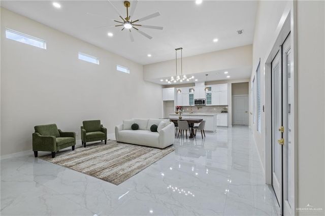 5212 Shalom Drive, Edinburg, TX 78539